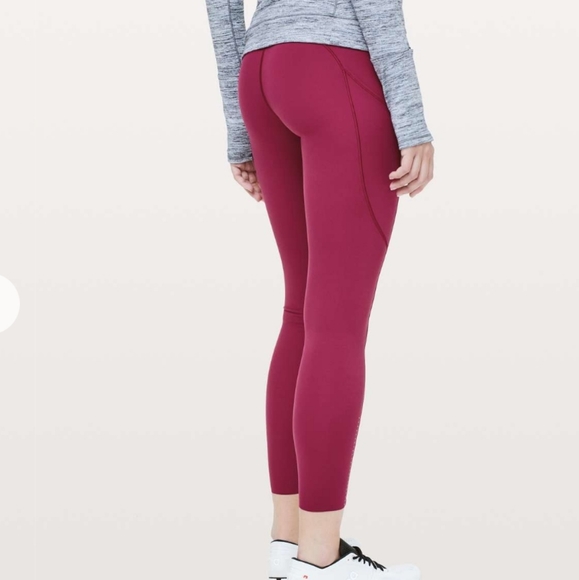 Lululemon Fast and Free Legging - Picture 2 of 3